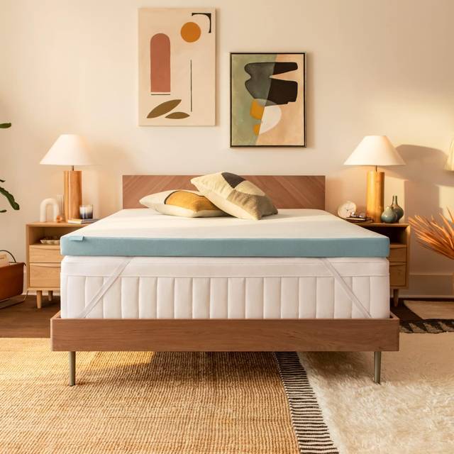 Best Mattress for Hip Pain: The Pressure Map Test - MattressBench review with measurements and honest opinion